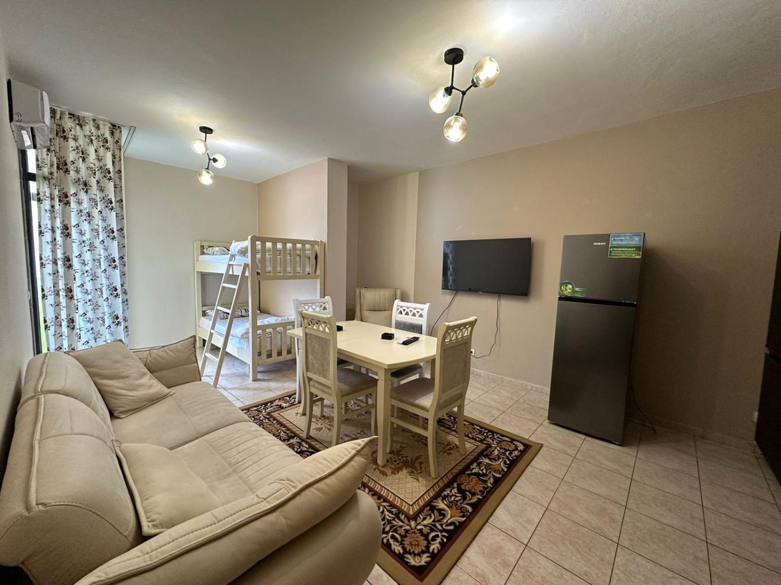 Esar Apartment Durres Bagian luar foto