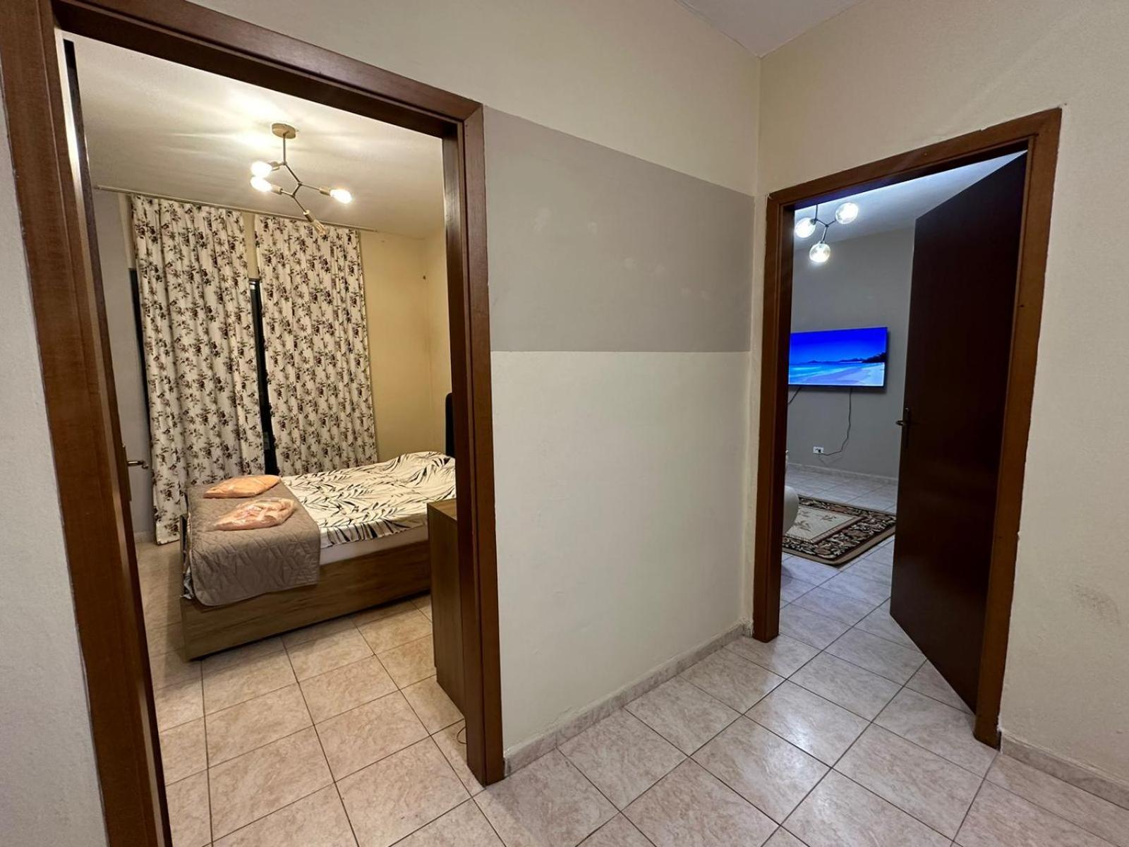Esar Apartment Durres Bagian luar foto